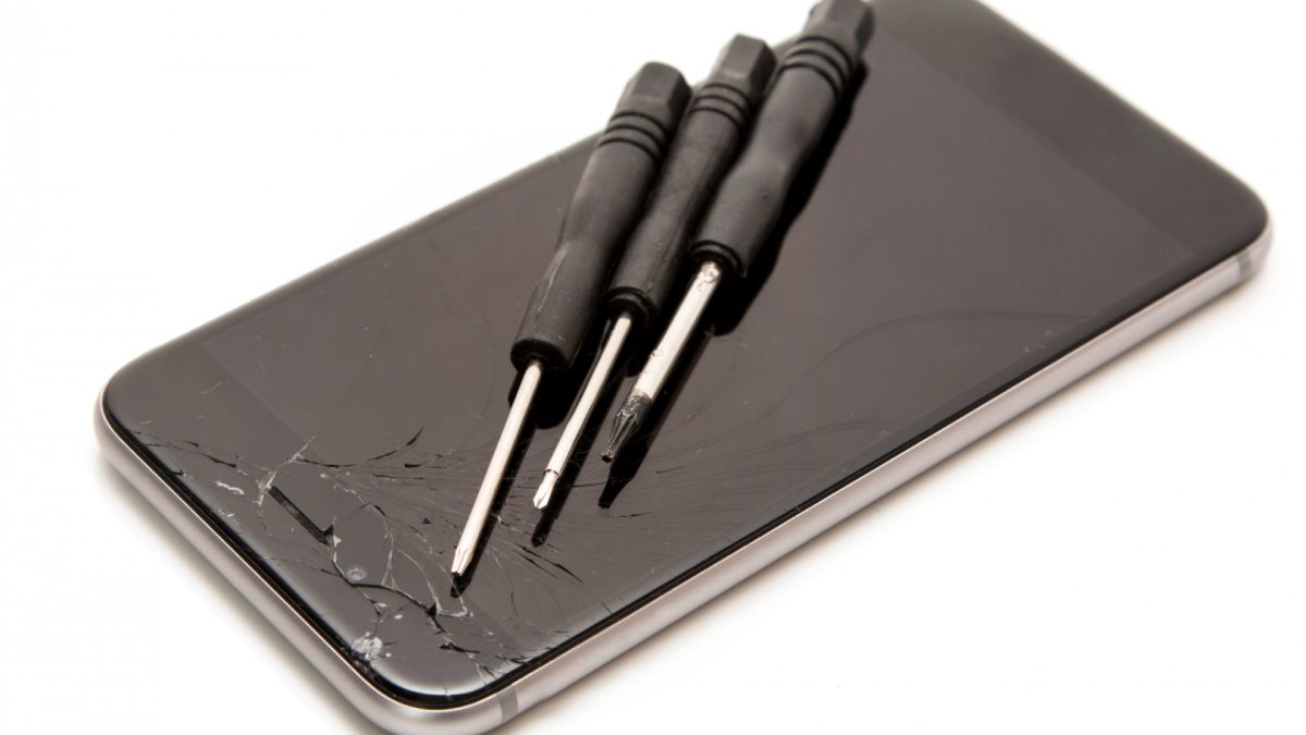 Écran de téléphone cassé : ne jetez pas, réparez !