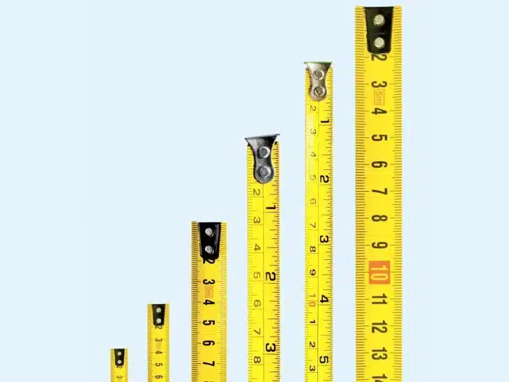 Conversion de centimètres en pieds